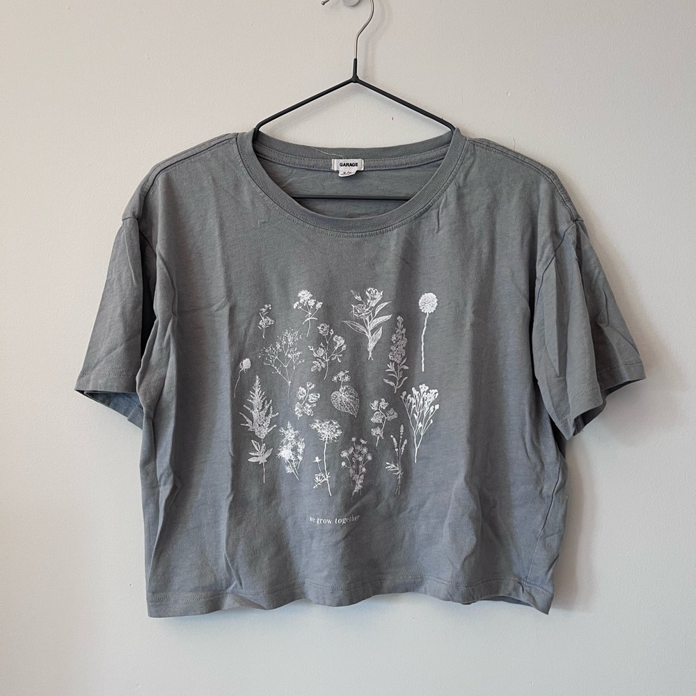 Cropped Short Sleeve